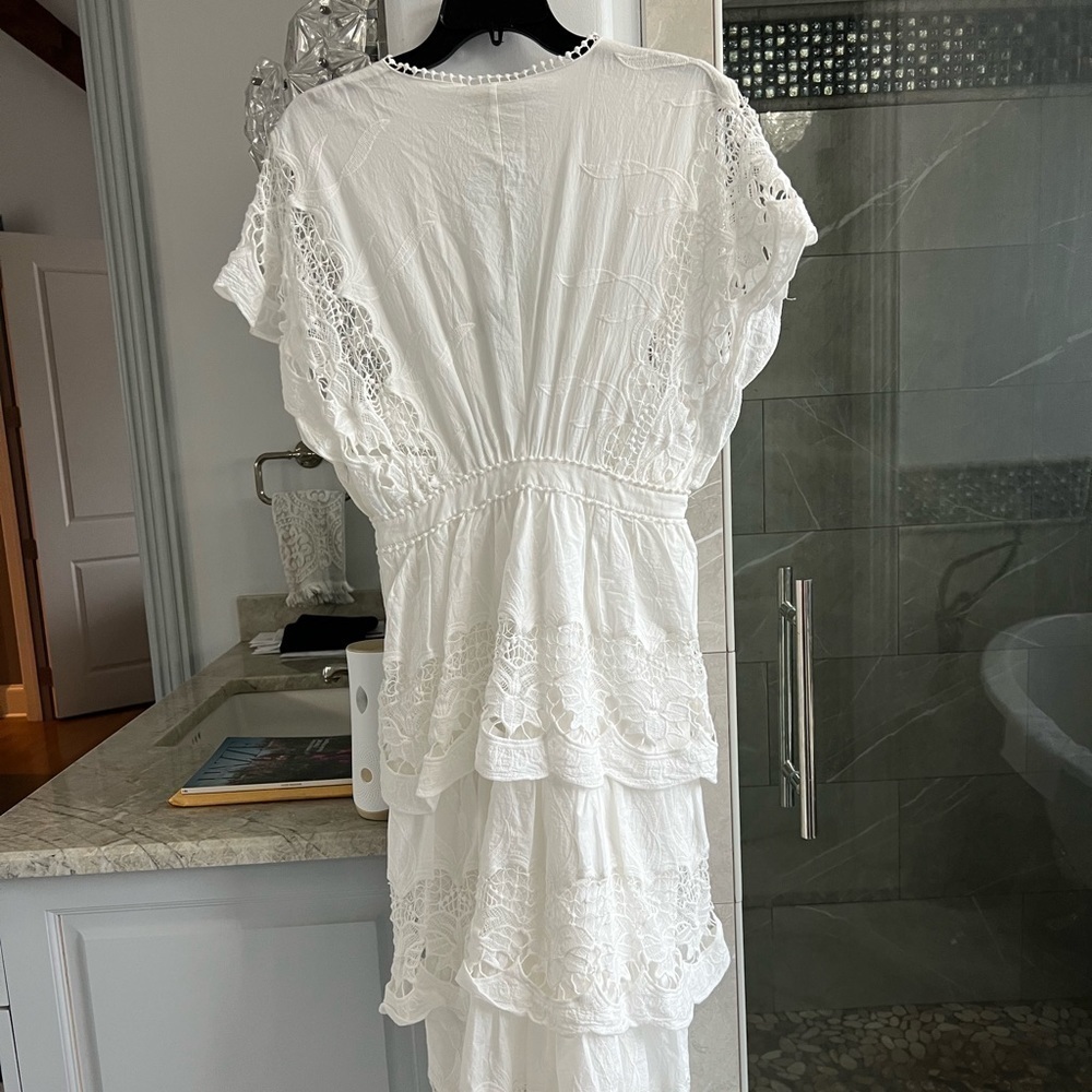 FARM RIO Off-White Richelieu Tiered Midi Lace Dress - Picture 11 of 16